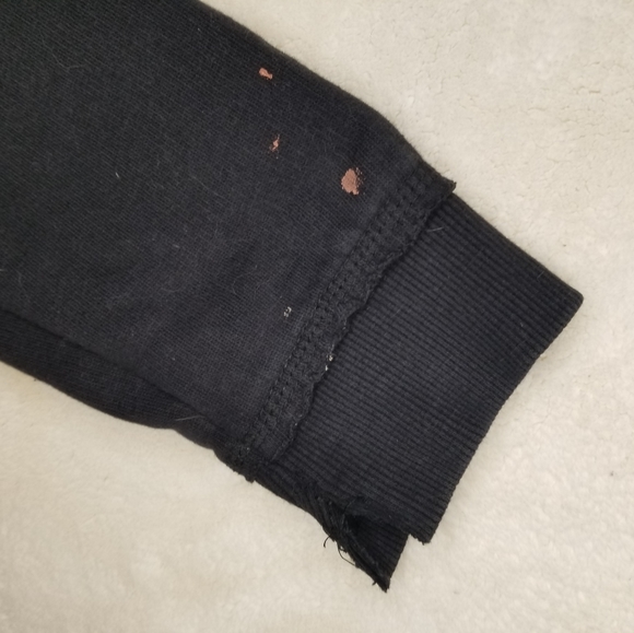 Boston Bruins Sweatshirt - Picture 5 of 6